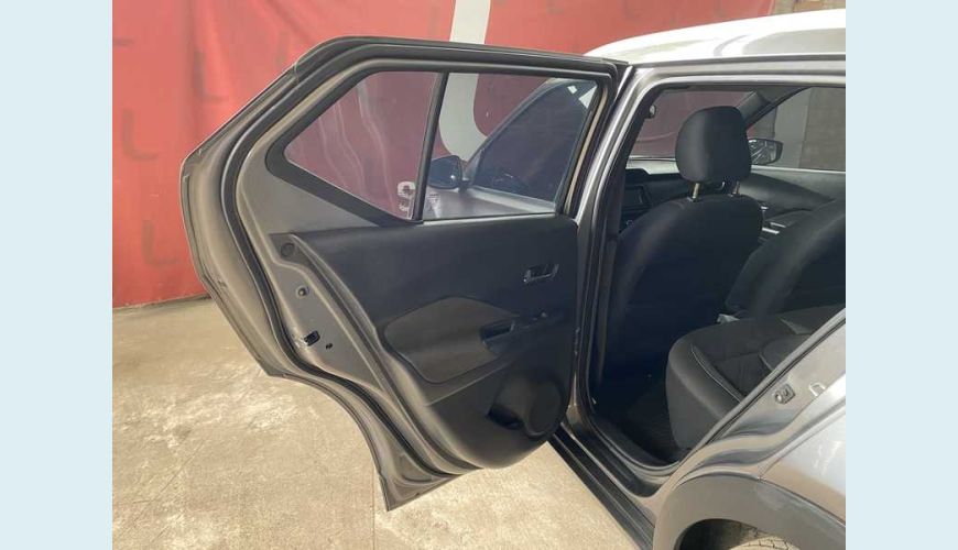 NISSAN KICKS 1.6 S (FLEX) - CINZA - 2018 Foto 9 (Grande)