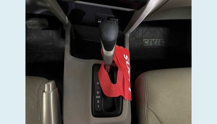 HONDA CIVIC NEW LXS 1.8 16V I-VTEC (FLEX) - PRATA - 2013 Foto 9 (Grande)