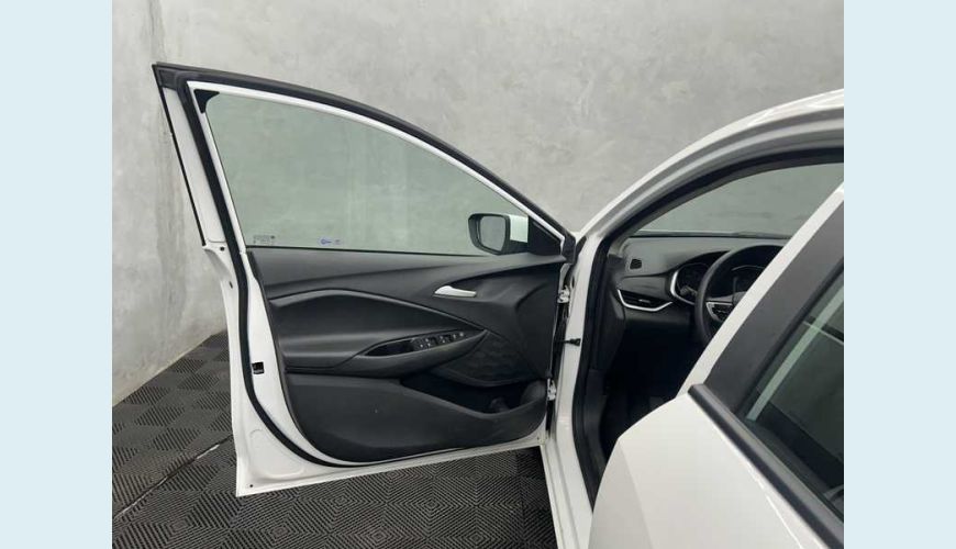 CHEVROLET ONIX LT 1.0 TURBO - BRANCO - 2024 Foto 9 (Grande)