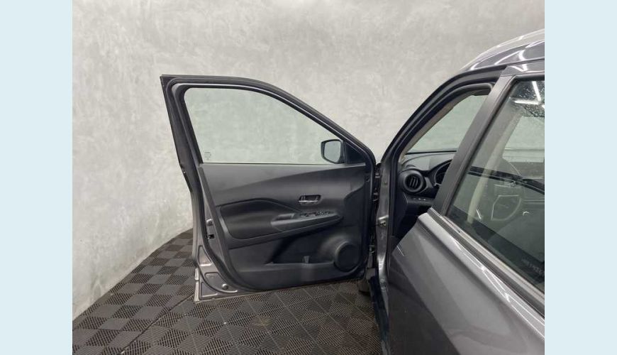 NISSAN KICKS SENSE 1.6 (FLEX) (AUT) - CINZA - 2022 Foto 9 (Grande)