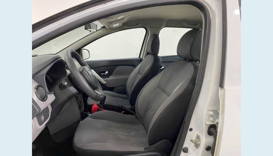 RENAULT LOGAN AUTHENTIQUE 1.0 12V SCE (FLEX) - BRANCO - 2020 Foto 9 (Grande)