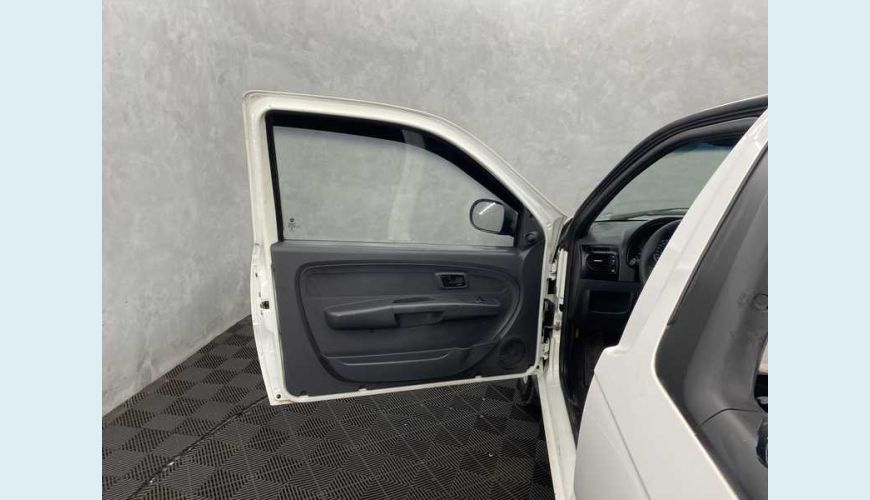 FIAT STRADA HARD WORKING 1.4 FLEX CS - BRANCO - 2020 Foto 9 (Grande)