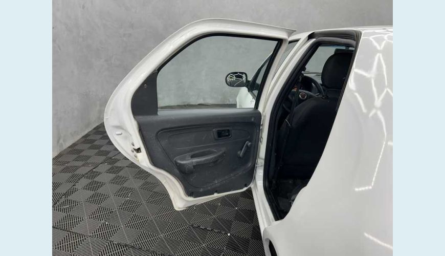 FIAT PALIO FIRE 1.0 8V FLEX 4P - BRANCO - 2016 Foto 9 (Grande)