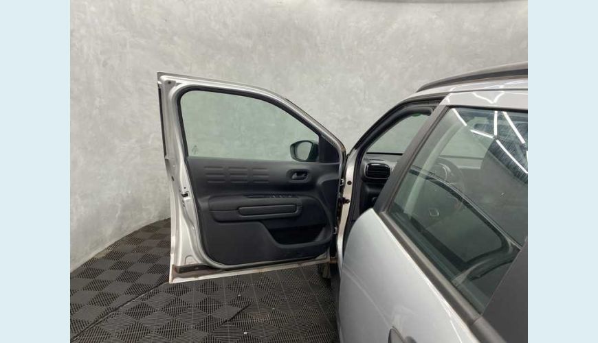 CITROËN C4 CACTUS 1.6 LIVE FLEX AUT. - PRATA - 2022 Foto 9 (Grande)