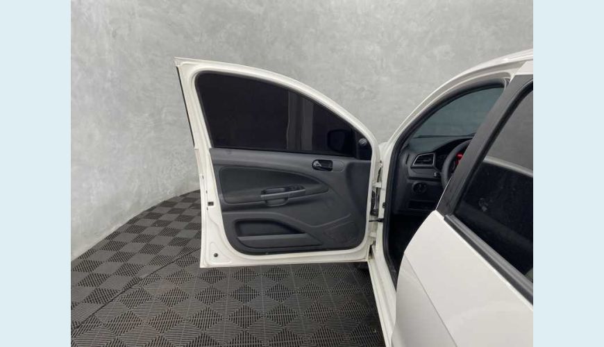 VOLKSWAGEN VOYAGE 1.6 MSI 8V (FLEX) - BRANCO - 2021 Foto 9 (Grande)