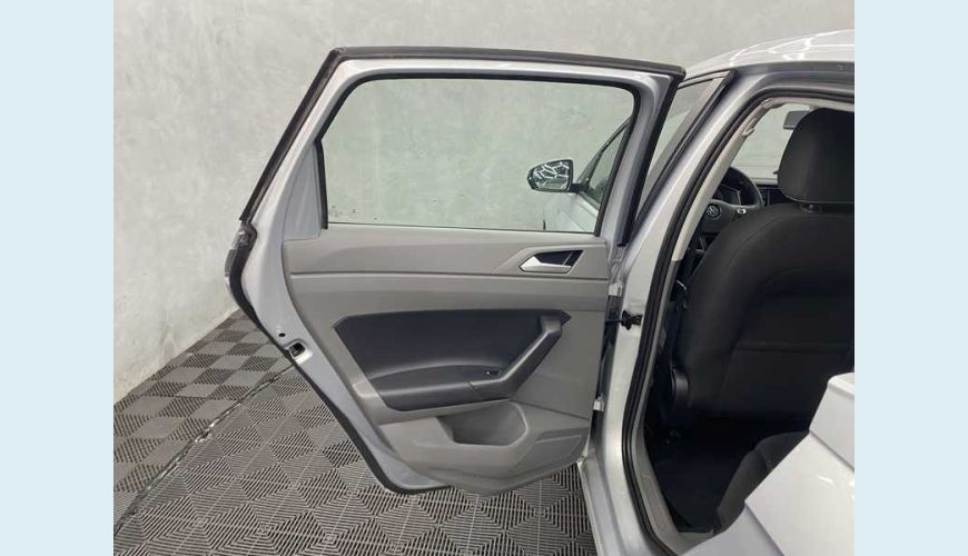 VOLKSWAGEN POLO 1.0 200 TSI COMFORTLINE (AUT) (FLEX) - PRATA - 2019 Foto 9 (Grande)