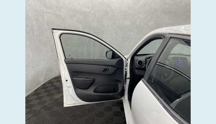 RENAULT KWID ZEN 1.0 12V SCE (FLEX) - BRANCO - 2019 Foto 9 (Grande)