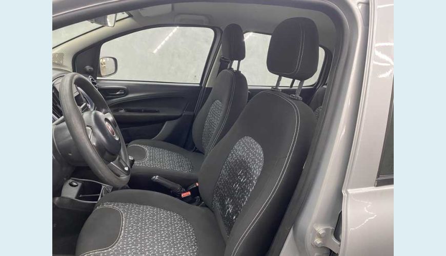 FIAT UNO ATTRACTIVE 1.0 - PRATA - 2021 Foto 9 (Grande)