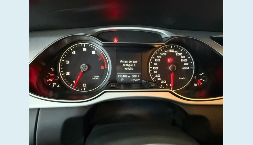 AUDI A4 LM 170CV - PRETO - 2015 Foto 9 (Grande)