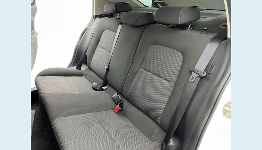 CHEVROLET ONIX PLUS 10TMT LTZ - BRANCO - 2023 Foto 9 (Grande)