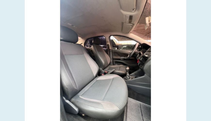 VOLKSWAGEN VOYAGE - PRATA - 2018 Foto 9 (Grande)