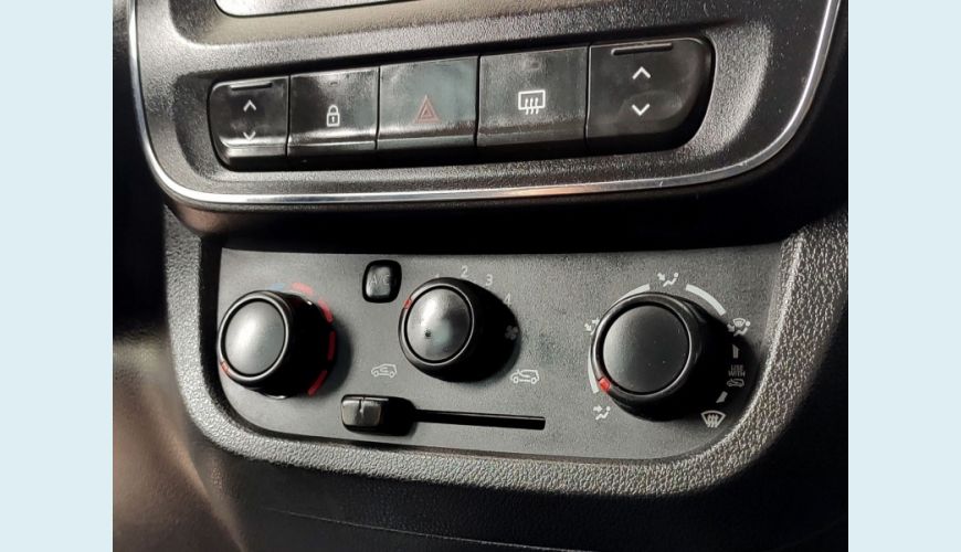 RENAULT KWID - PRATA - 2023 Foto 9 (Grande)