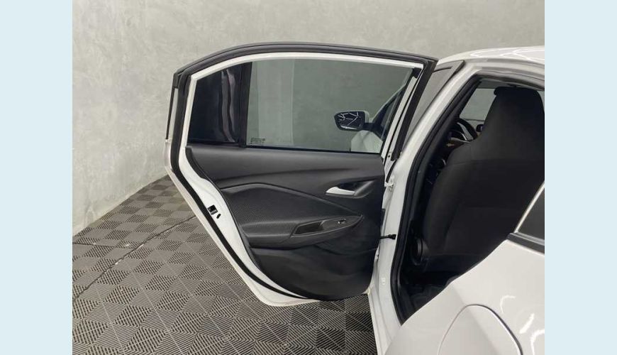 CHEVROLET ONIX LT 1.0 TURBO - BRANCO - 2023 Foto 9 (Grande)