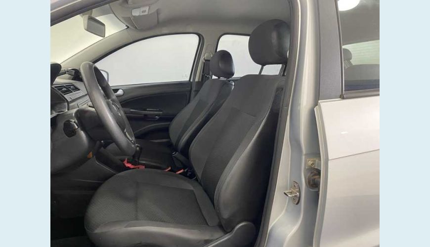 VOLKSWAGEN GOL 1.6 MSI (FLEX) - PRATA - 2019 Foto 9 (Grande)