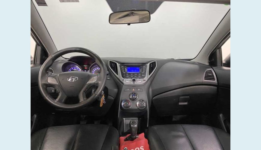 HYUNDAI HB 20 1.6 COMFORT STYLE (AUT) (FLEX) - CINZA - 2013 Foto 9 (Grande)