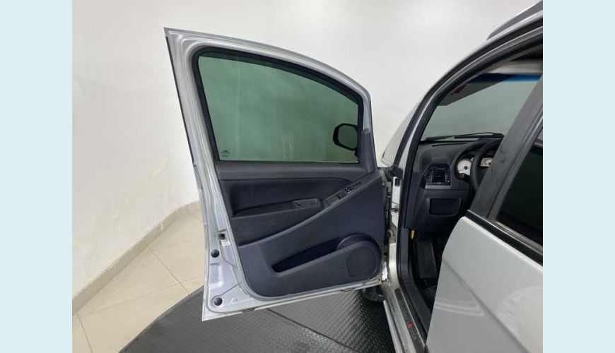 FIAT IDEA ADVENTURE 1.8 (FLEX) - PRATA - 2010 Foto 9 (Grande)