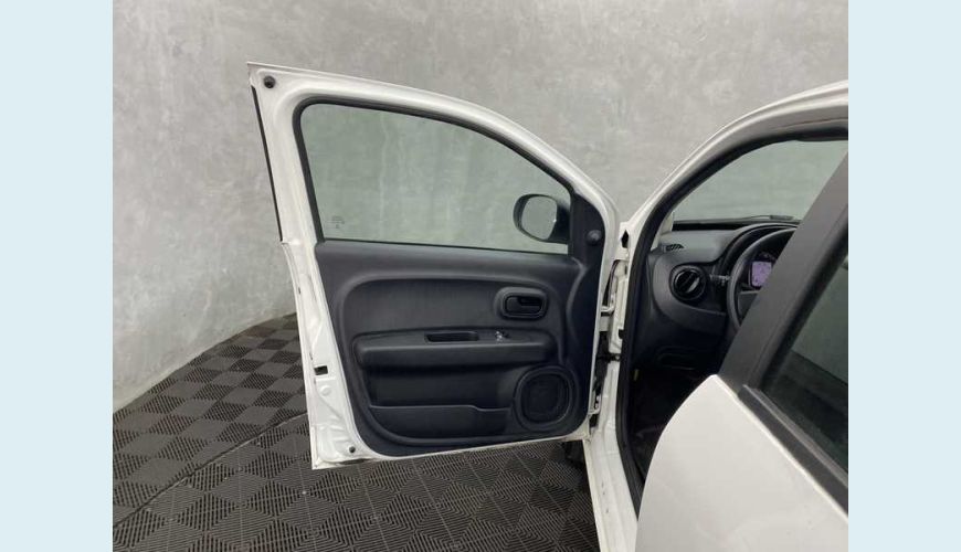 FIAT MOBI LIKE 1.0 (FLEX) - BRANCO - 2022 Foto 9 (Grande)