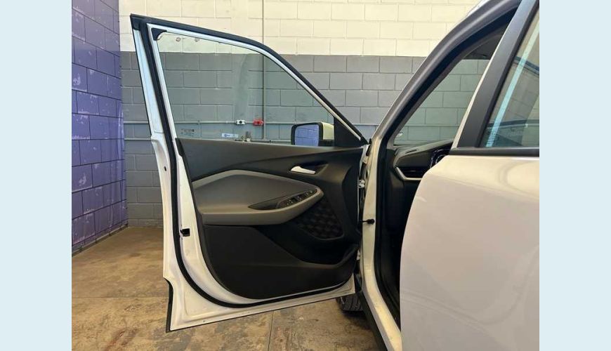 CHEVROLET MONTANA LT 1.2 TURBO - BRANCO - 2023 Foto 9 (Grande)