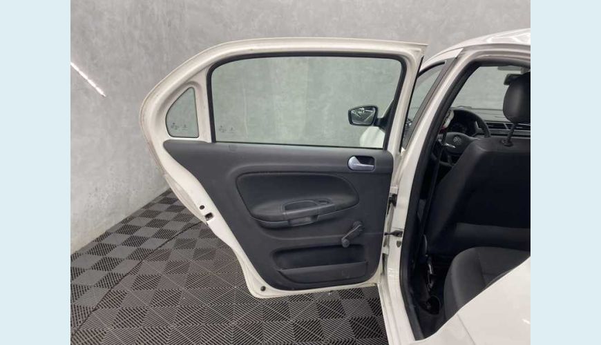 VOLKSWAGEN GOL 1.0 12V (FLEX) - BRANCO - 2019 Foto 9 (Grande)