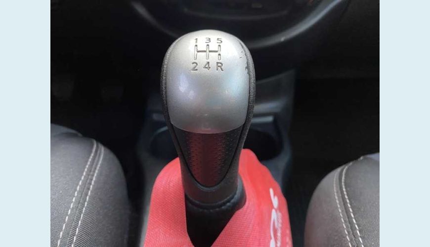 NISSAN VERSA 1.6 16V SV FLEXSTART CVT (FLEX) - CINZA - 2017 Foto 9 (Grande)