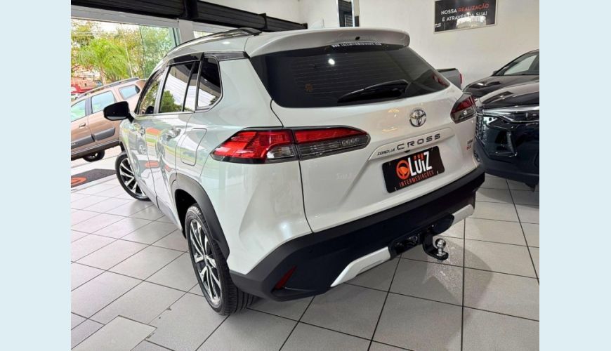 TOYOTA COROLLA CROSS XRE 2.0 16V FLEX AUT - BRANCO - 2023 Foto 9 (Grande)