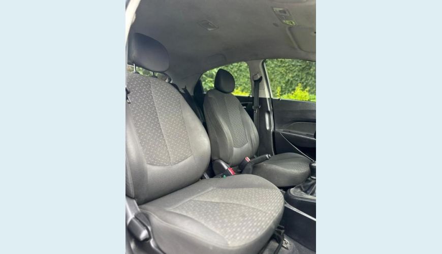 HYUNDAI HB 20 1.0 COMFORT - PRATA - 2017 Foto 9 (Grande)