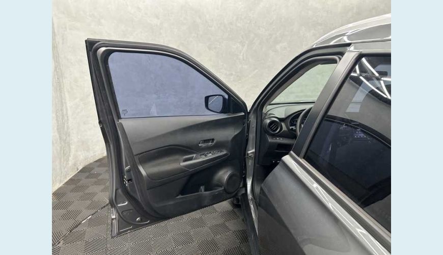 NISSAN KICKS SENSE 1.6 FLEX AUT. 4P - PRATA - 2024 Foto 9 (Grande)