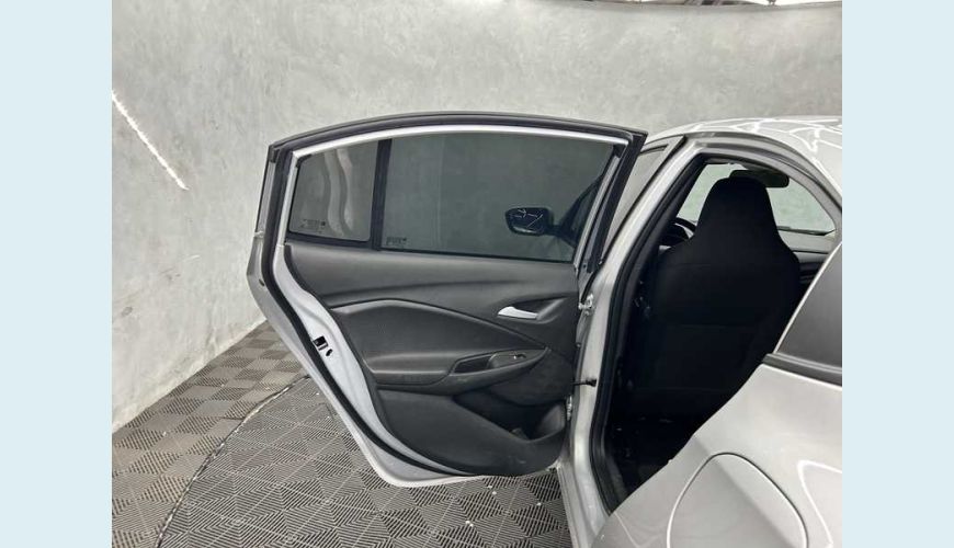 CHEVROLET ONIX PLUS LT 1.0 FLEX MANUAL 4P - PRATA - 2022 Foto 9 (Grande)