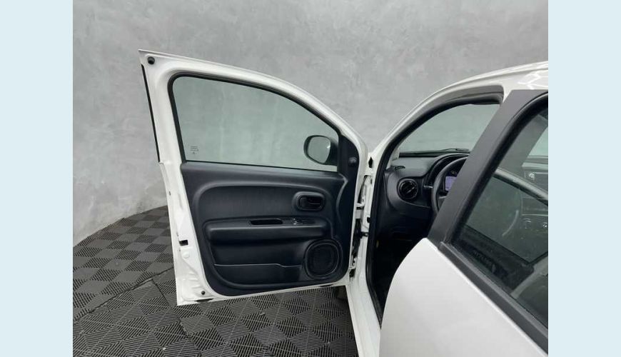 FIAT MOBI LIKE 1.0 FLEX MANUAL 4P - BRANCO - 2022 Foto 9 (Grande)
