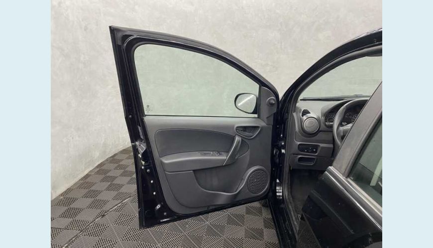 FIAT GRAND SIENA 1.0 FLEX MANUAL 4P - PRETO - 2021 Foto 9 (Grande)