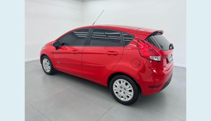 FORD FIESTA 16SE FLEX MANUAL 4P - VERMELHO - 2018 Foto 9 (Grande)