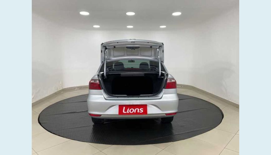 VOLKSWAGEN VOYAGE 1.6 MSI 8V FLEX MANUAL 4P - PRATA - 2019 Foto 9 (Grande)
