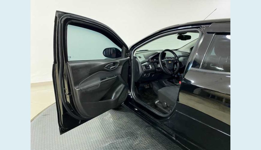 CHEVROLET PRISMA LT SPE 1.4 FLEX AUT. 4P - PRETO - 2017 Foto 9 (Grande)