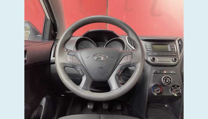 HYUNDAI HB 20 COMFORT 1.0 FLEX MANUAL 4P - BRANCO - 2016 Foto 9 (Grande)