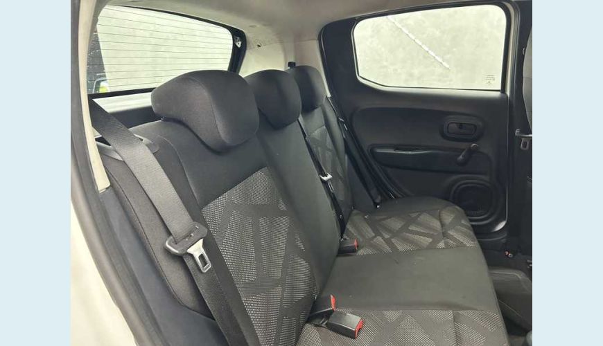 FIAT MOBI LIKE 1.0 FLEX MANUAL 4P - BRANCO - 2022 Foto 9 (Grande)