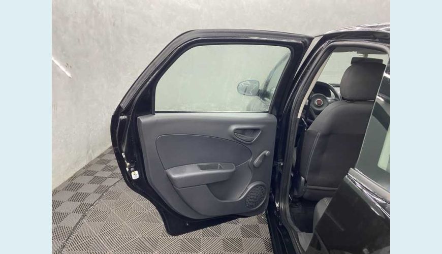 FIAT GRAND SIENA 1.4 FLEX MANUAL 4P - PRETO - 2021 Foto 9 (Grande)