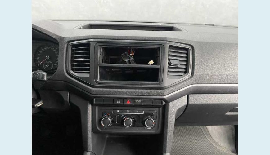 VOLKSWAGEN AMAROK S 2.0 TDI DIESEL MANUAL 2P - PRATA - 2019 Foto 9 (Grande)