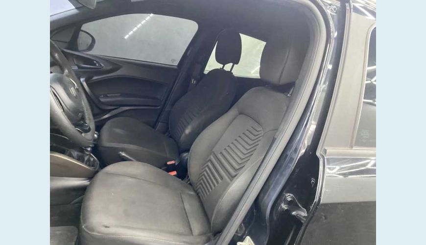 FIAT ARGO DRIVE S-DESIGN 1.3 FLEX MANUAL 4P - PRETO - 2022 Foto 9 (Grande)