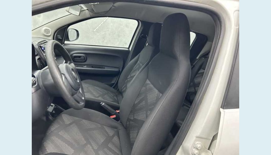 FIAT MOBI LIKE 1.0 FLEX MANUAL 4P - BRANCO - 2023 Foto 9 (Grande)