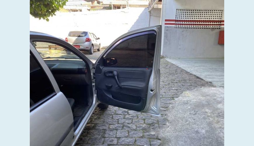 CHEVROLET CLASSIC LS 1.0 FLEX MANUAL 4P - PRATA - 2016 Foto 9 (Grande)