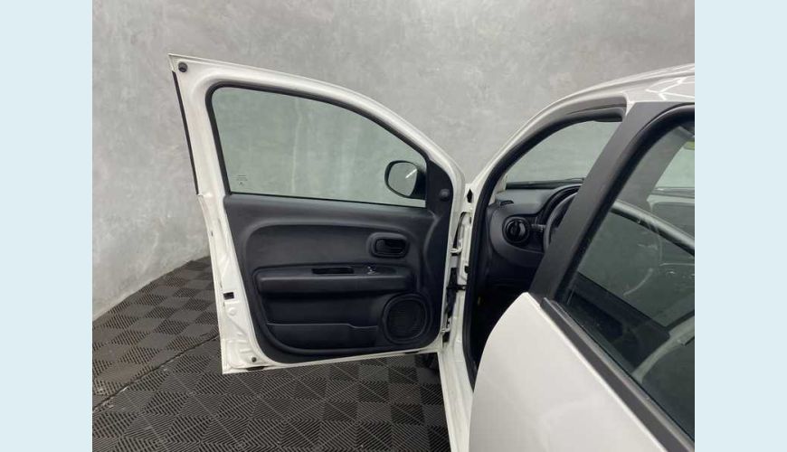 FIAT MOBI LIKE 1.0 FLEX MANUAL 4P - BRANCO - 2022 Foto 9 (Grande)