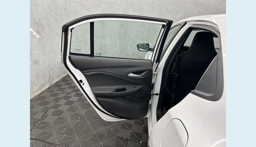 CHEVROLET ONIX LT 1.0 FLEX MANUAL 4P - BRANCO - 2020 Foto 9 (Grande)