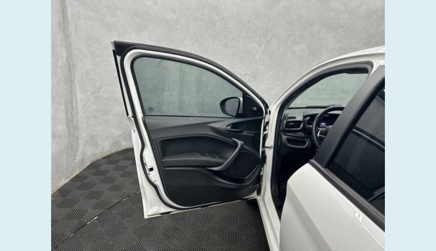 FIAT CRONOS DRIVE 1.3 FLEX MANUAL 4P - BRANCO - 2024 Foto 9 (Grande)