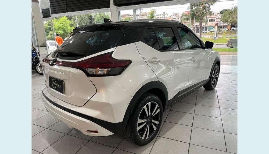 NISSAN KICKS EXCLUSIVE 1.6 16V FLEX MANUAL 4P - BRANCO - 2024 Foto 9 (Grande)