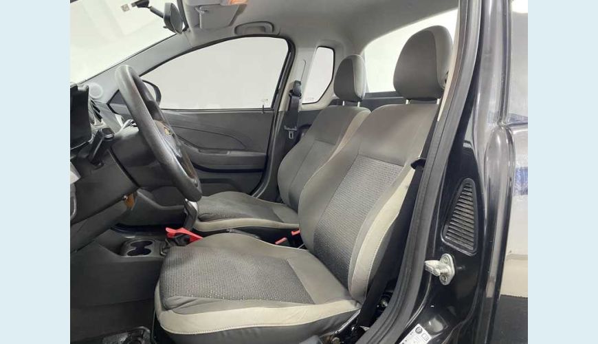 CHEVROLET MONTANA LS 1.4 FLEX MANUAL 2P - PRETO - 2020 Foto 9 (Grande)