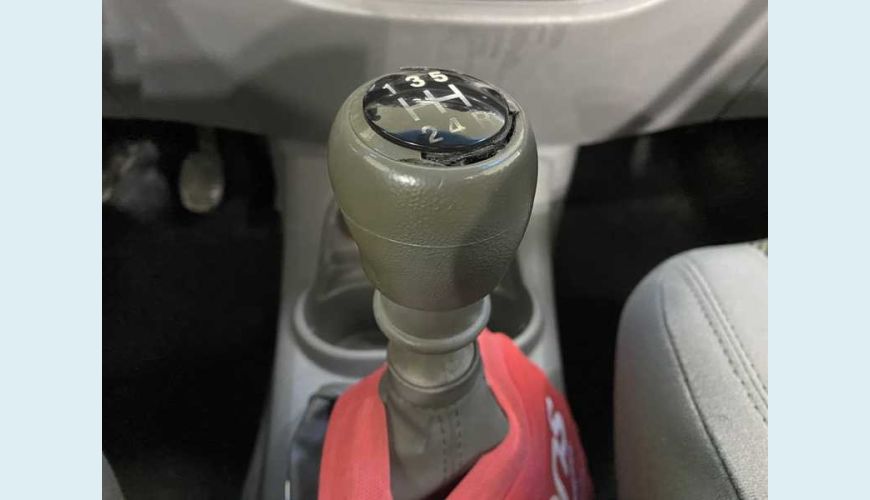 FIAT PALIO ESSENCE 1.6 16V FLEX MANUAL 4P - CINZA - 2014 Foto 9 (Grande)