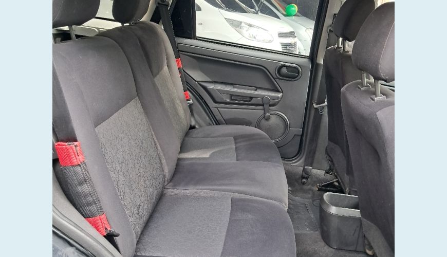 FORD ECOSPORT FREESTYLE 1.6 16V FLEX MANUAL 4P - PRETO - 2008 Foto 9 (Grande)