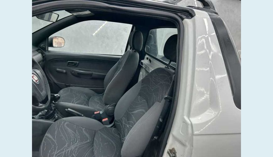 FIAT STRADA HARD WORKING 1.4 FLEX MANUAL 3P - BRANCO - 2020 Foto 9 (Grande)