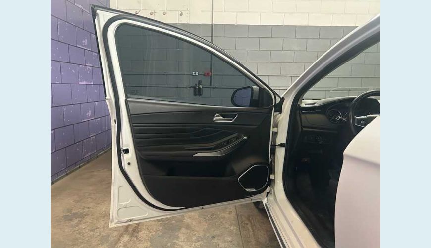 CHERY ARRIZO 6 GSX TURBO 1.5 FLEX AUT. 4P - BRANCO - 2022 Foto 9 (Grande)