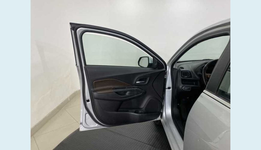 CHEVROLET COBALT LTZ 1.8 FLEX AUT. 4P - PRATA - 2020 Foto 9 (Grande)